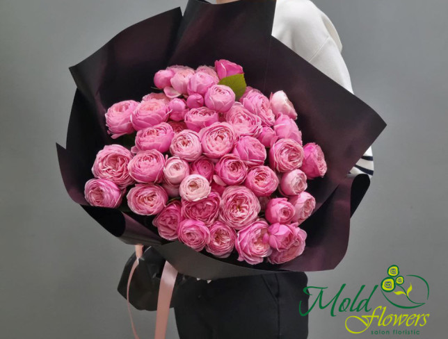 Peony-style Rose Bouquet 'Silvia Pink' 40 cm photo